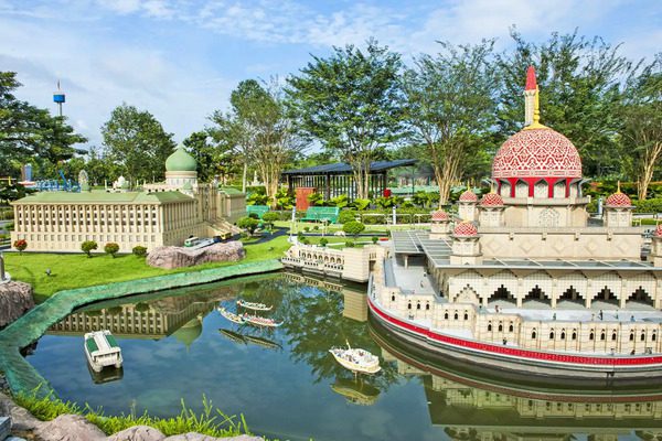 cong-vien-giai-tri-Legoland-Malaysia