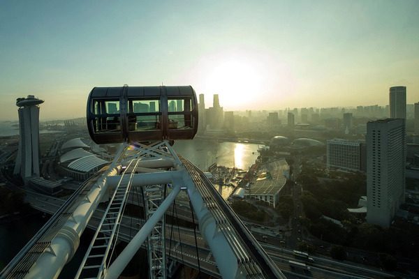 kham-pha-Singapore-Flyer