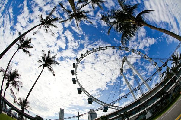 kham-pha-Singapore-Flyer1